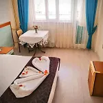 Uyum 3* פמוקלה