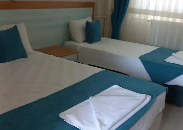 Hotel Uyum 3*