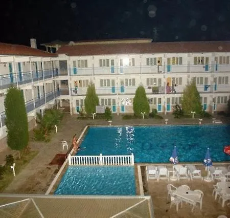 Otel Uyum 3*